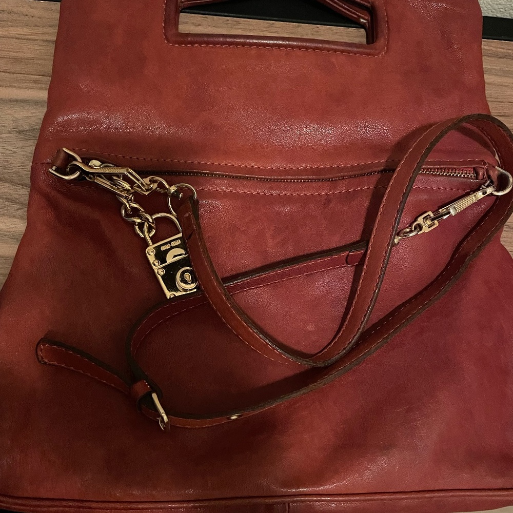 Miu Miu Rare Authantic Leather Crossbody Bag - Picture 6 of 10